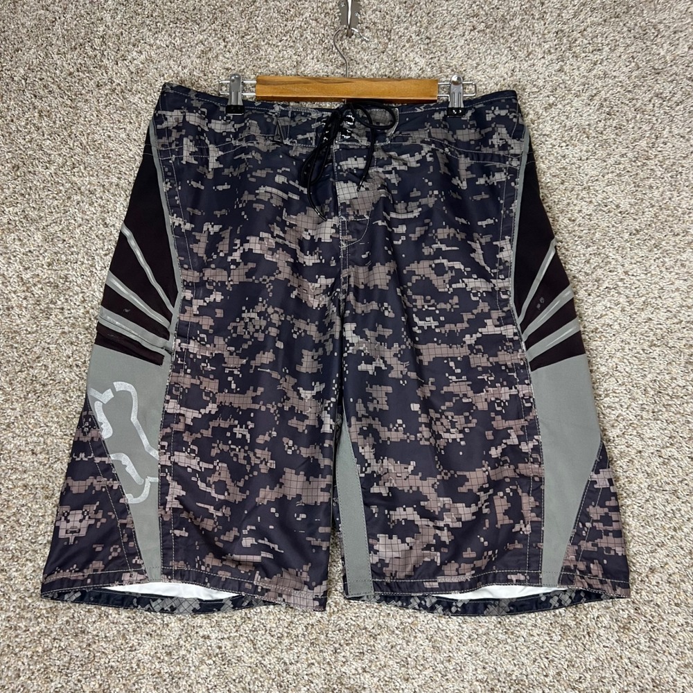 Fox Racing Kalani Robb Signature Series Board Shorts Men 36 Digital Camo Grey